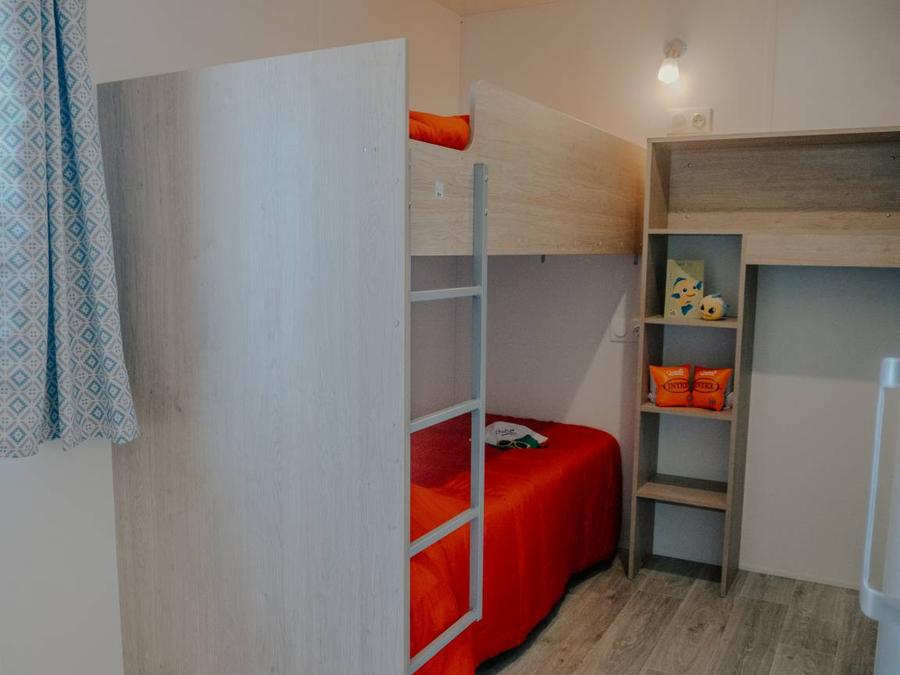 Mobilhome 4 personnes - HELIOS - PMR - 2 chambres 32m² avec terrasse couverte 3