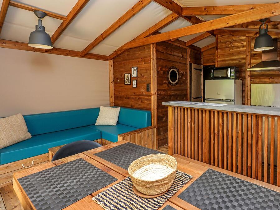 Hébergement 4 personnes - Ecolodge Premium tout confort 4 pers 8