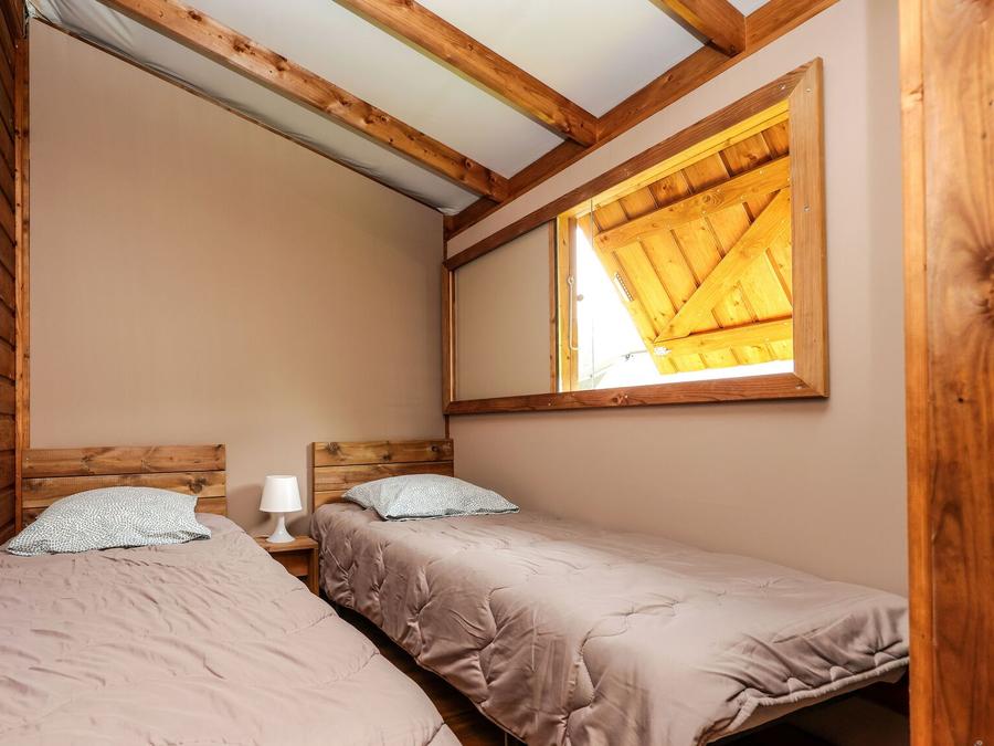 Hébergement 4 personnes - Ecolodge Premium tout confort 4 pers 13