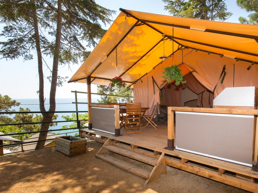 Tente en toile et en bois 5 personnes - VICTORIA 1