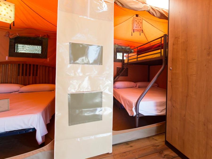 Bungalow toilé 5 personnes - CARAIBES 6