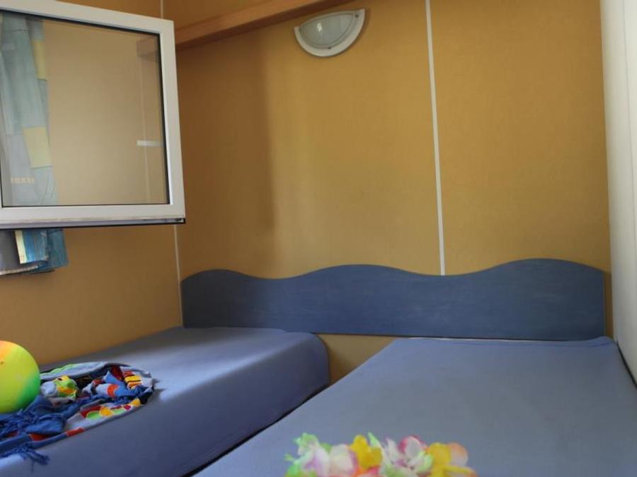 Mobilhome 4 personnes - Mobilhome PENTY - 2 chambres Climatisées 4 pers 3