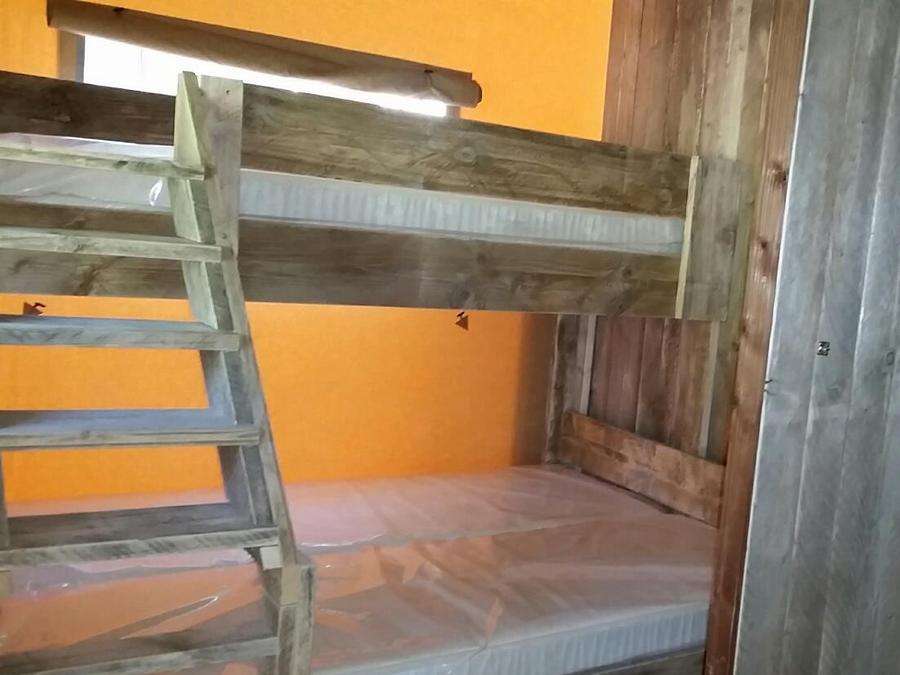 Tente en toile et en bois 4 personnes - HUTTE - 2 chambres avec salle de bains 4 pers 6