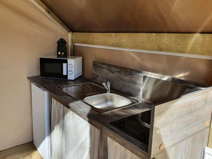 Tente en toile et en bois 4 personnes - SALECCIA 2