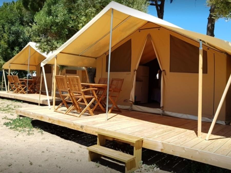 Tente en toile et en bois 4 personnes - Glamping Lodge 1/4 pers 0
