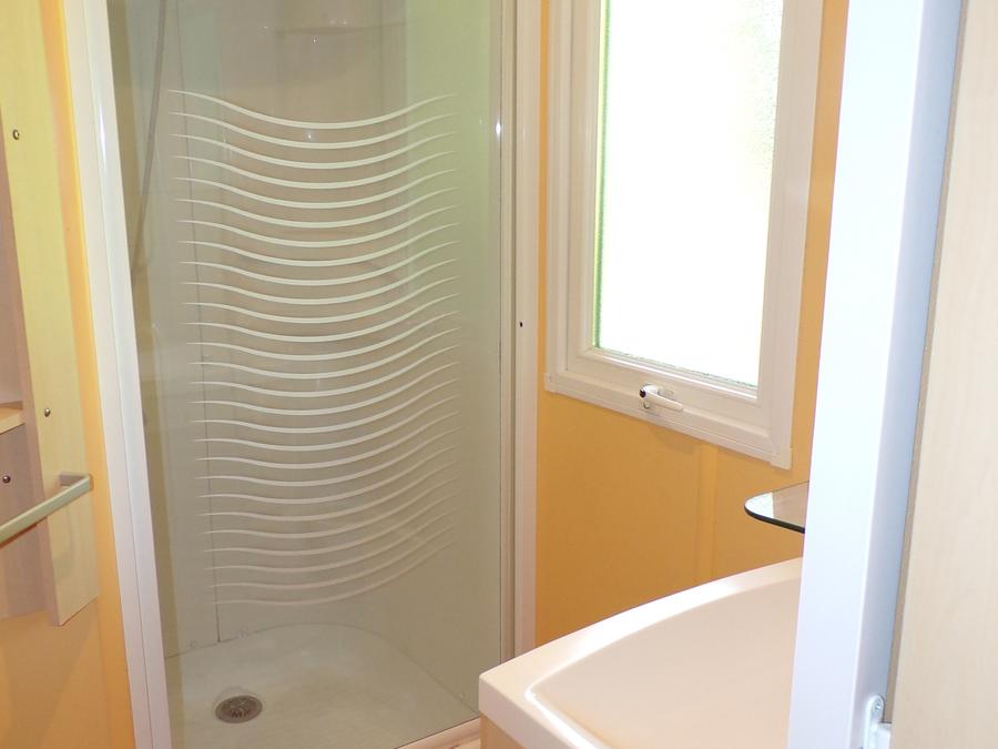 Mobilhome 6 personnes - Résidence mobile Noyers avec terrasse bois semi-couverte 5/6 pers + TV-TNT + CLIM 6