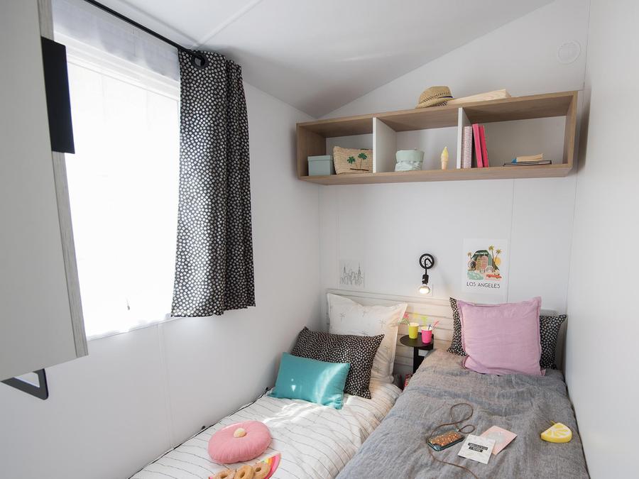 Mobilhome 8 personnes - Univers Family Plus 40 m² + 4 chambres + terrasse couverte 18 m² 5