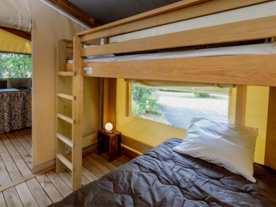 Tente en toile et en bois 4 personnes - Ecolodge Mana 2 Chambres 2