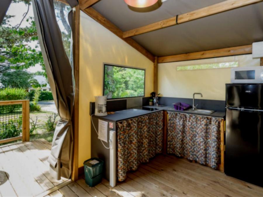 Tente en toile et en bois 4 personnes - Ecolodge Mana 2 Chambres 1