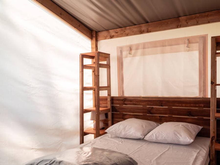 Tente en toile et en bois 4 personnes - Ecolodge Mana 2 Chambres 6