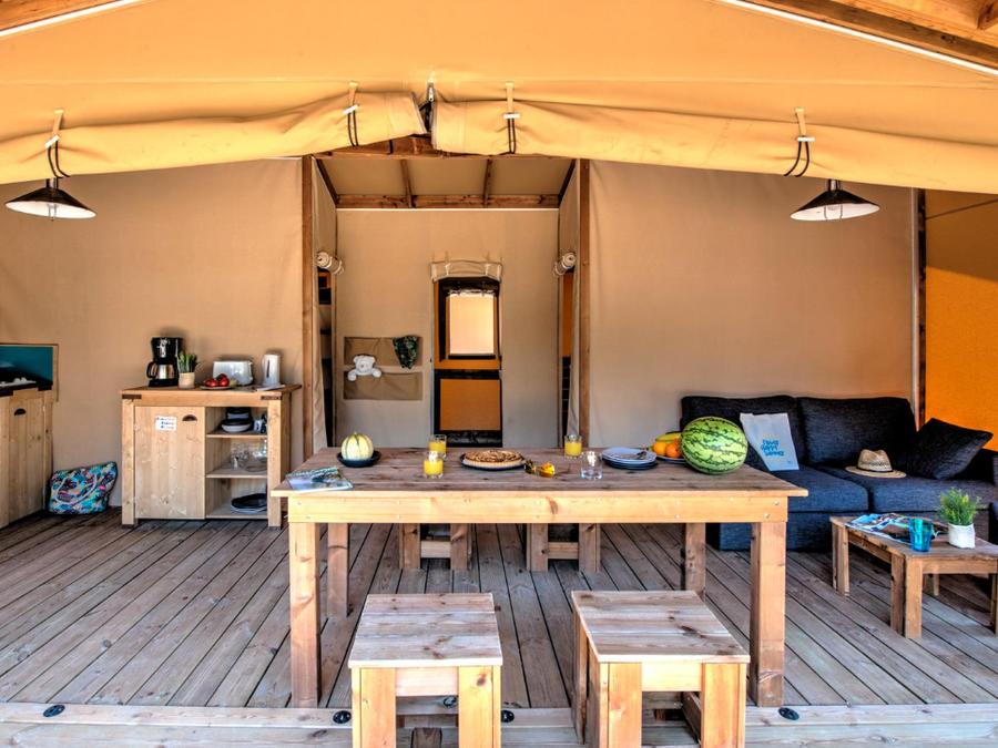 Tente en toile et en bois 5 personnes - Ecolodge Cotton Confort 32 m² - 2 chambres - terrasse couverte de 11m² + TV 5 pers 3