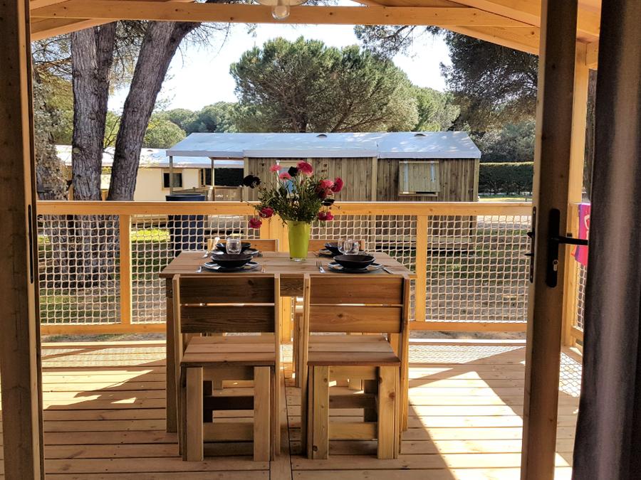 Tente en toile et en bois 4 personnes - Cosyflower Premium 38m² - 2 chambres + TV + draps + serviettes + terrasse semi-couverte 11m² 4/5 pers 2