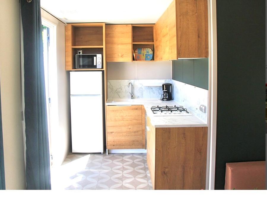 Mobilhome 4 personnes - Mobil-home Côté Jardin - 2 chambres + terrasse + TV + SPA 3