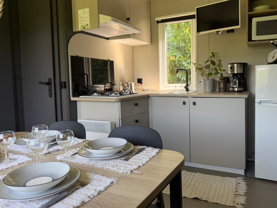 Mobilhome 4 personnes - Loggia - 2 chambre + terrasse 8
