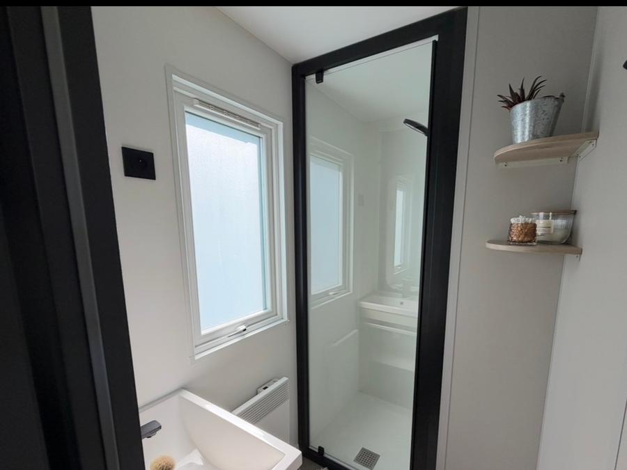 Mobilhome 4 personnes - Loggia - 2 chambre + terrasse 9