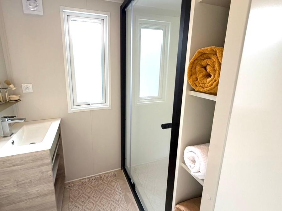 Mobilhome 4 personnes - Bergame2 avec véranda - 2 chambres 5