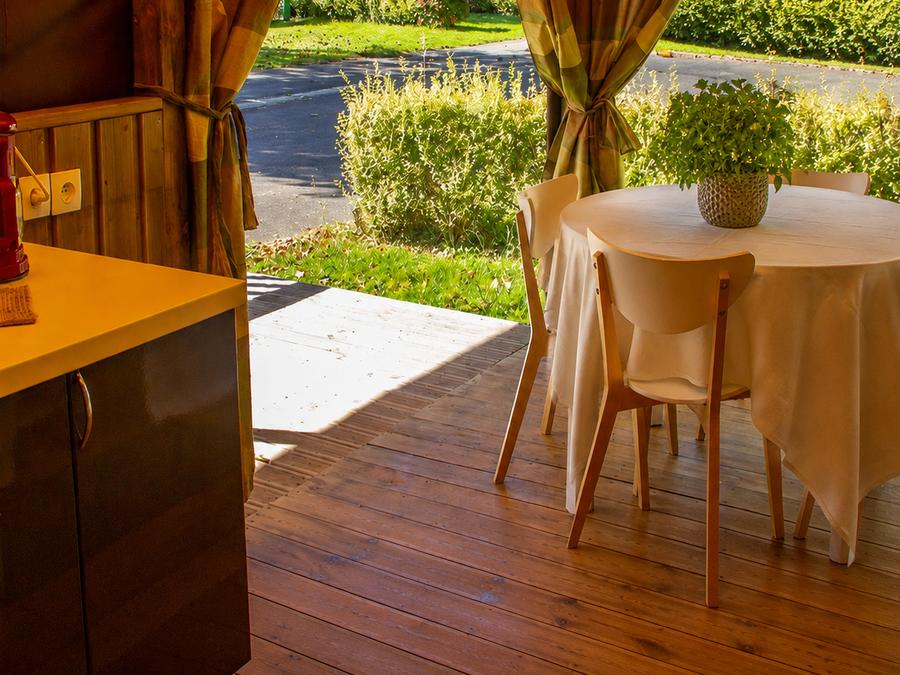 Tente en toile et en bois 4 personnes - 2 chambres + terrasse 4