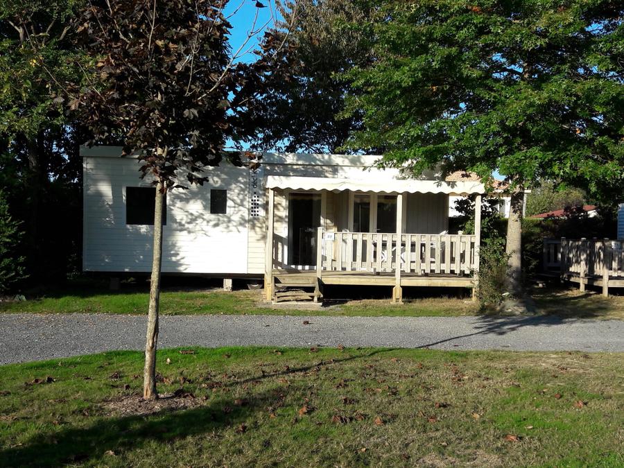 Mobilhome 6 personnes - Mobil home Confort 34m² - 3 chambres + terrasse semi-couverte 9m² 6 pers 0