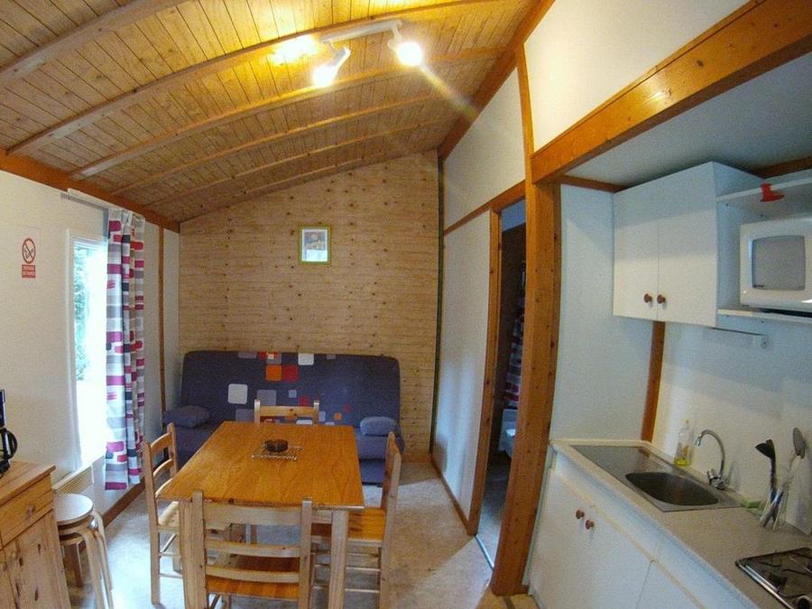Chalet 5 personnes - Chalet bois Confort 31m² - 2 chambres dont terrasse couverte + TV 5/7 pers 3