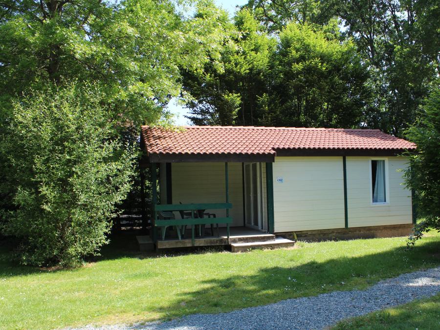 Chalet 5 personnes - Chalet bois Confort 31m² - 2 chambres dont terrasse couverte + TV 5/7 pers 2