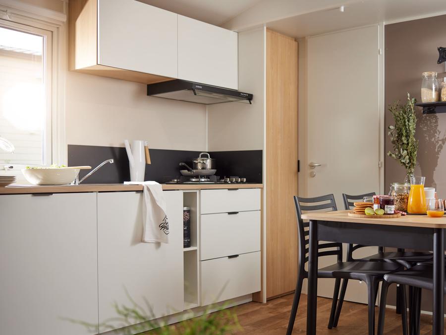Mobilhome 6 personnes - HomeFlower Premium 35m² - 3 chambres + Terrasse semi-couverte + TV + LV 7 pers 0