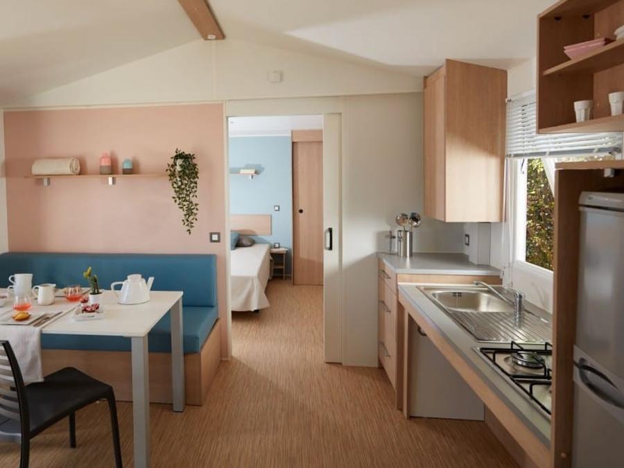 Mobilhome 4 personnes - Mobil home PMR Confort 31m² - 2 chambres + terrasse semi-couverte 4 pers. 2