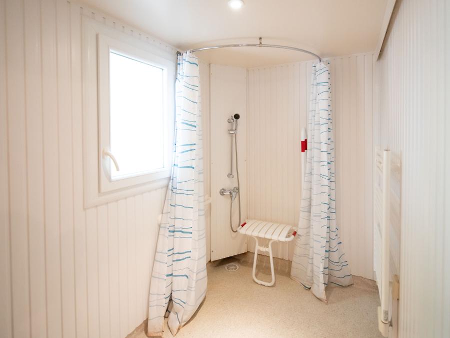 Chalet 6 personnes - Chalet Lac Confort 40 m² - adapté aux personnes à mobilité réduite - 2 chambres 4/6 pers 12