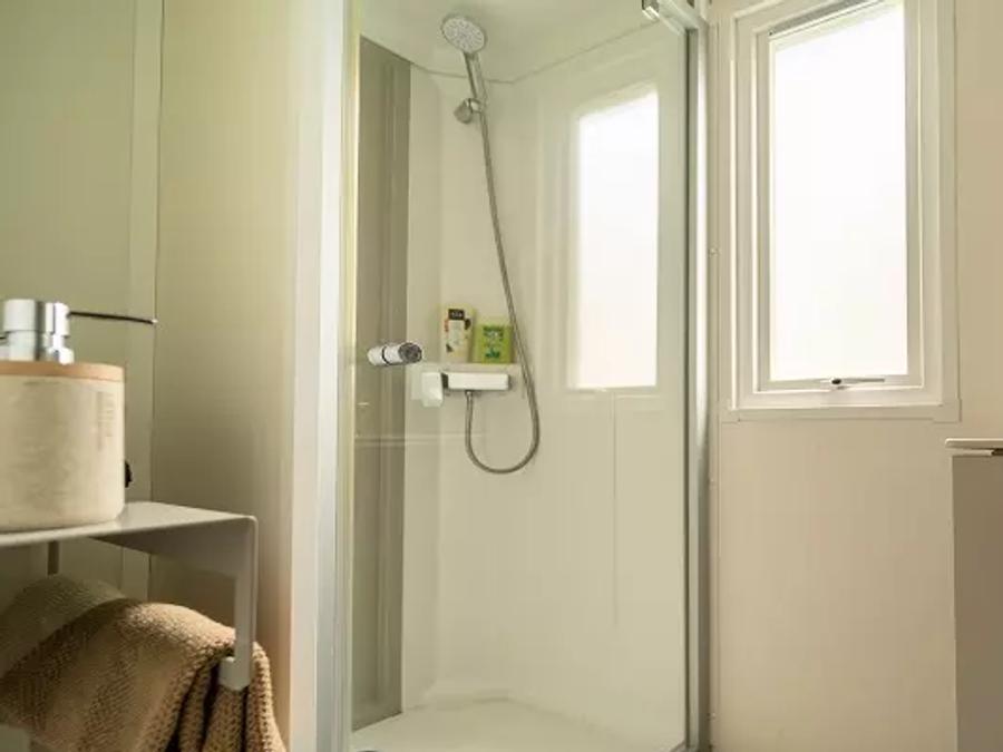 Mobilhome 4 personnes - Loisirs 3 Pièces 4 Personnes Climatisé + TV 6