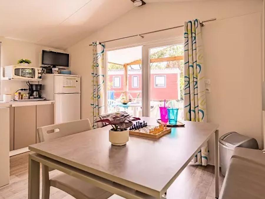 Mobilhome 4 personnes - Loisirs 3 Pièces 4 Personnes Climatisé + TV 1