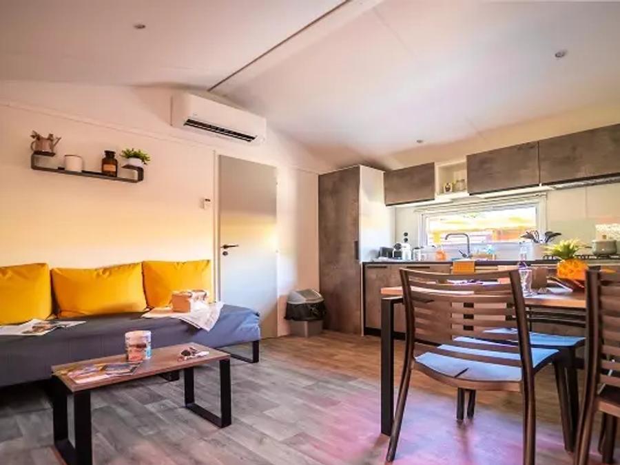 Mobilhome 4 personnes - Duo Premium 3 Pièces 4 Personnes Jacuzzi + Climatisé + TV 3