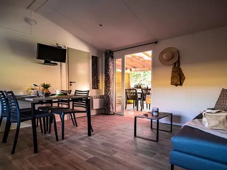 Mobilhome 4 personnes - Duo Premium 3 Pièces 4 Personnes Jacuzzi + Climatisé + TV 2