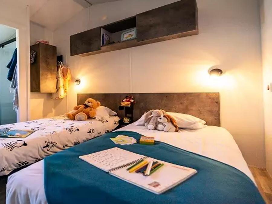 Mobilhome 4 personnes - Duo Premium 3 Pièces 4 Personnes Jacuzzi + Climatisé + TV 7