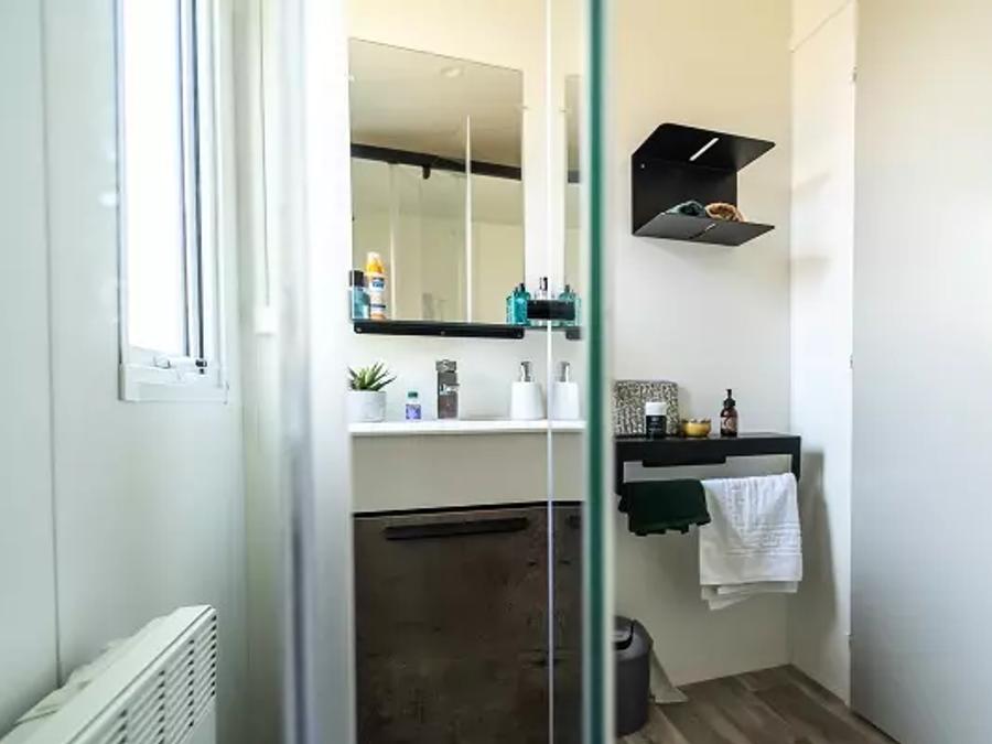 Mobilhome 4 personnes - Duo Premium 3 Pièces 4 Personnes Jacuzzi + Climatisé + TV 8