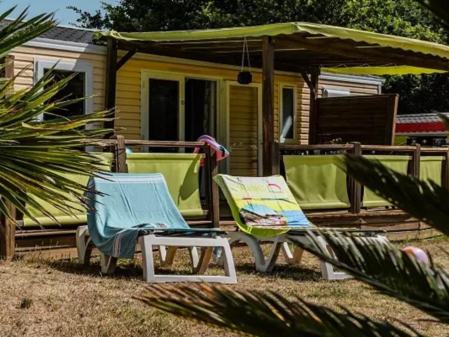 Mobilhome 6 personnes - Trio Premium 4 Pièces 6 Personnes Jacuzzi + Climatisé + TV 16