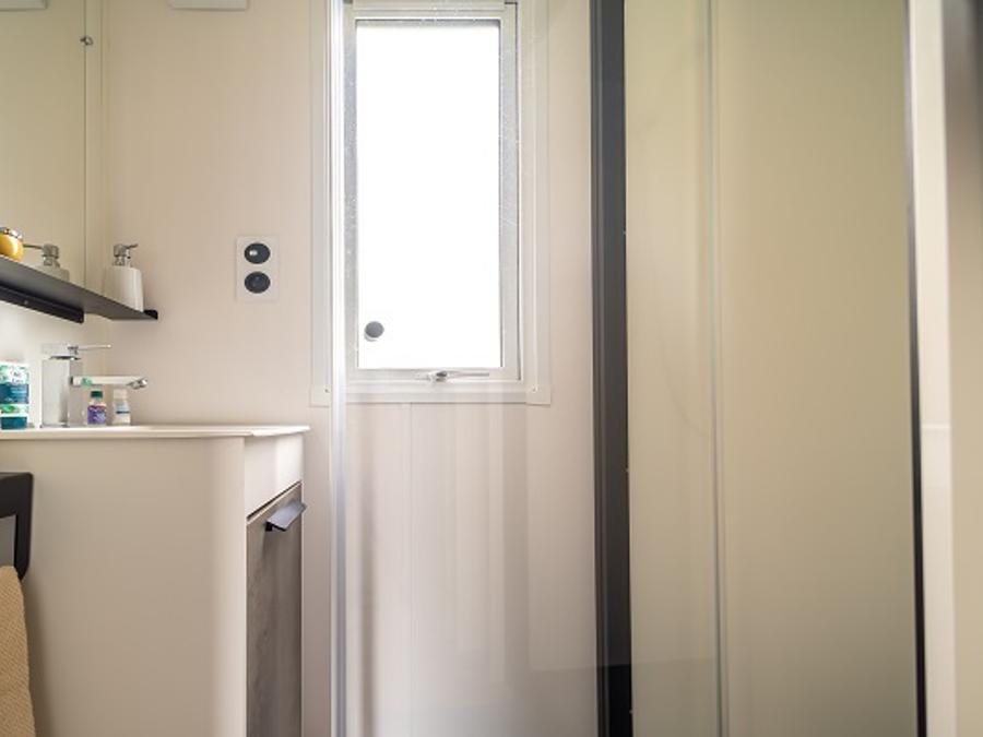 Mobilhome 8 personnes - Gamme Quattro Premium avec Jacuzzi 5