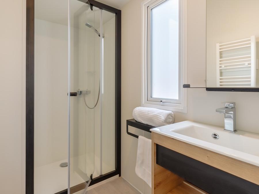 Mobilhome 8 personnes - Mobil-home GRAND CONFORT 3 chambres 31 m² terrasse couverte + lave-vaisselle 6/8 pers 4