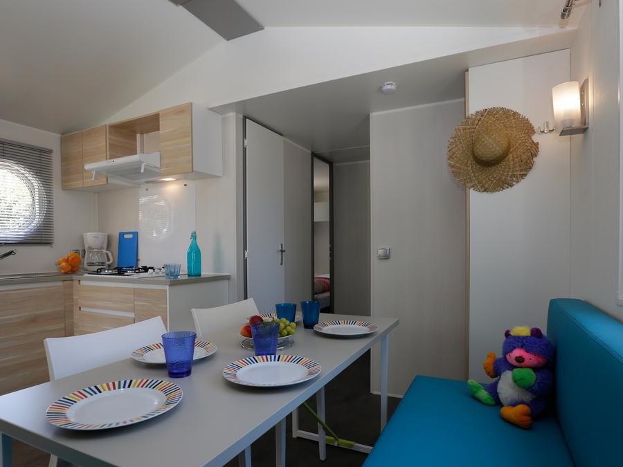 Mobilhome 8 personnes - Mobil-home CONFORT 3 chambres 29m² Terrasse Couverte 6/8 pers 1