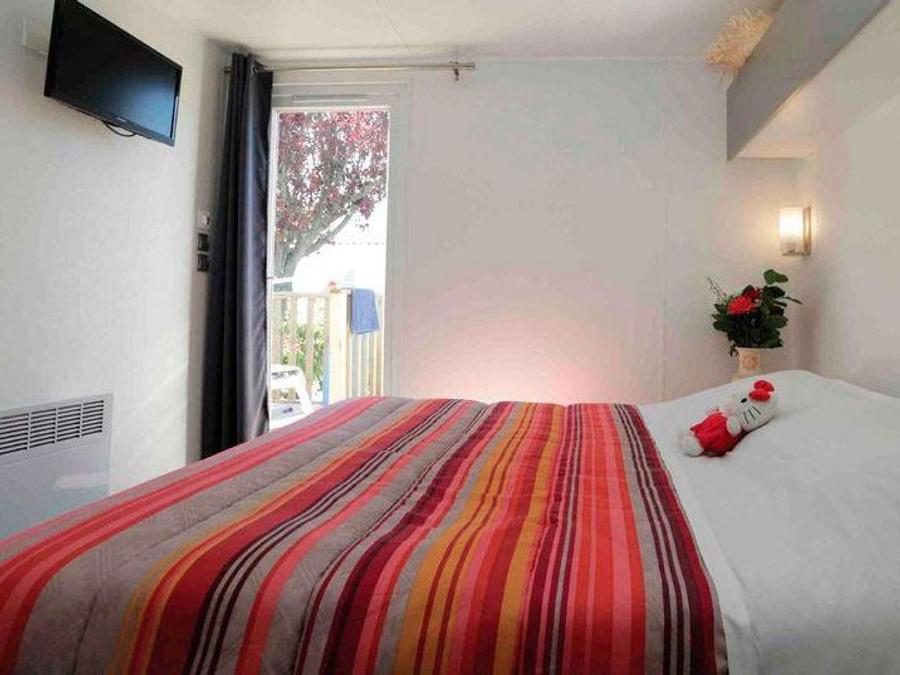 Mobilhome 6 personnes - Mobil-home CONFORT 2 chambres + 2 salles de bain 28 m² Terrasse Couverte 4/6 pers 2