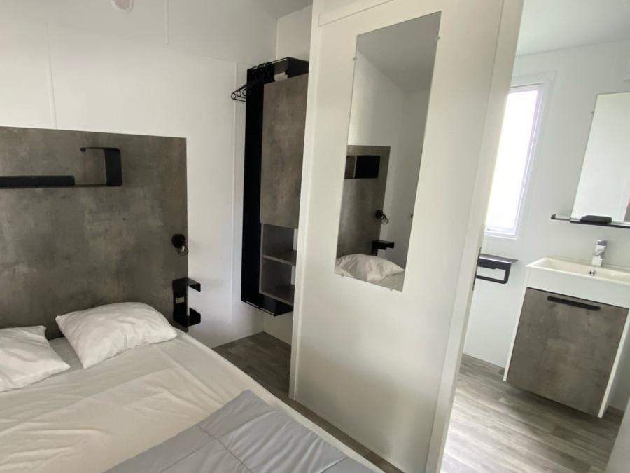 Mobilhome 8 personnes - Mobil-home GRAND CONFORT 3 chambres 2 salles de bain 36 m² Terrasse Couverte 6/8 pers 8