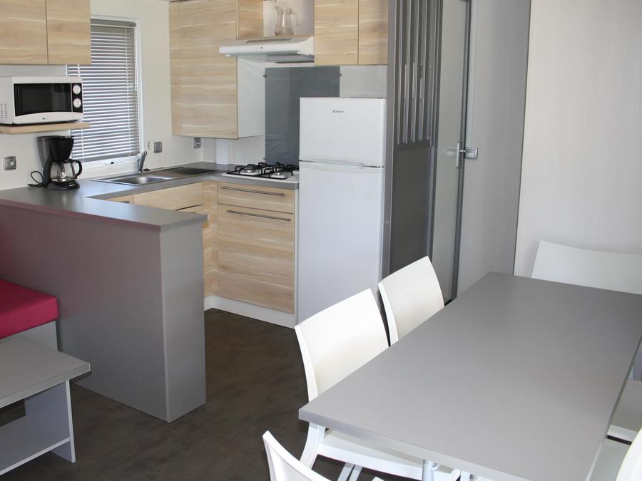 Mobilhome 6 personnes - 3 chambres / CONFORT (CLIM + PERGOLA + PLANCHA) 1