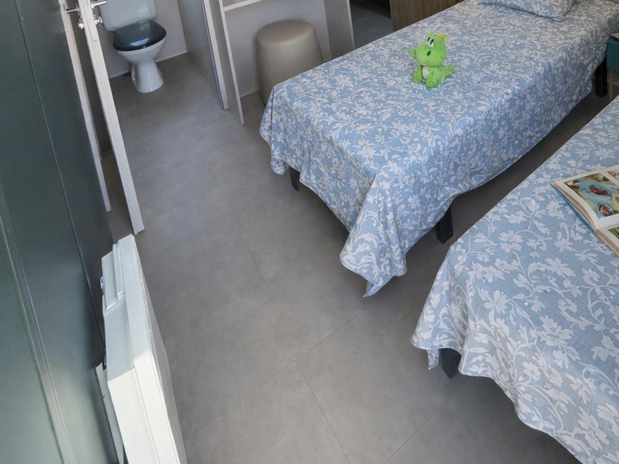 Mobilhome 4 personnes - Mobil home PREMIUM DOLIA - 4 personnes - 2 CH/2 SDB 10