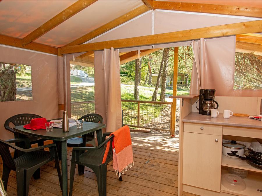 Tente en toile et en bois 5 personnes - Lodge sans sanitaires 5