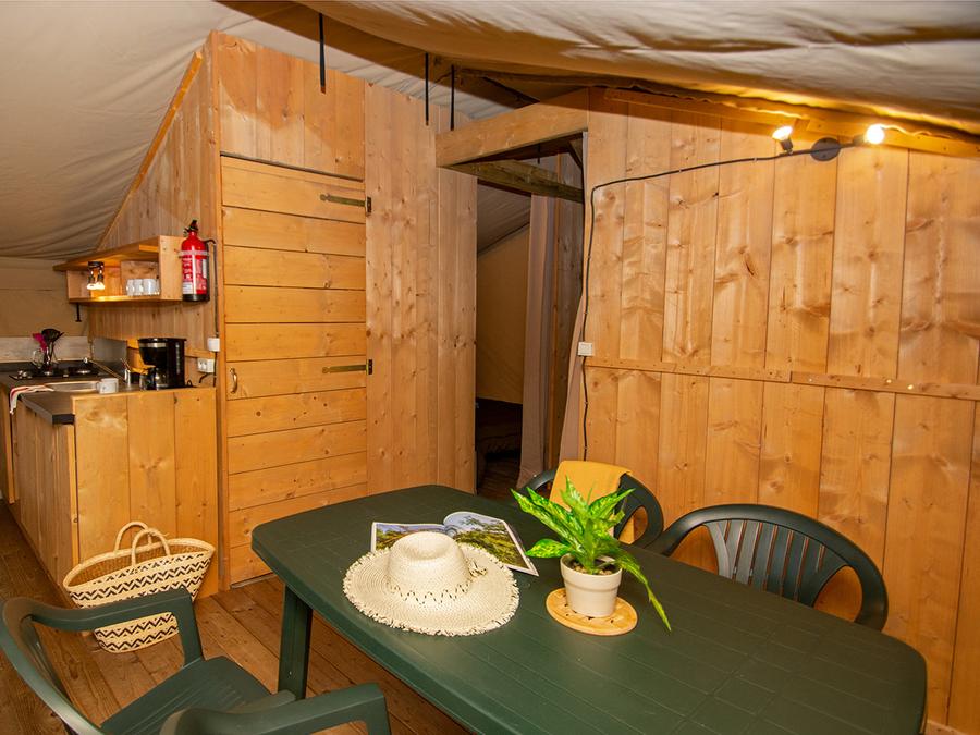 Tente en toile et en bois 5 personnes - Tente lodge premium avec sanitaires 5 personnes 4