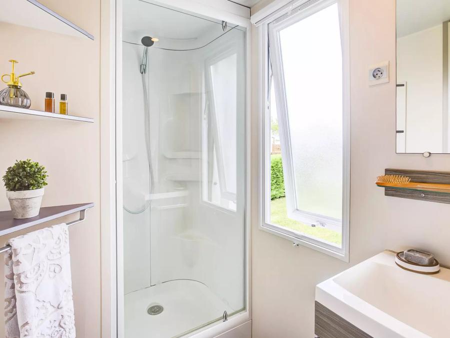 Mobilhome 4 personnes - Confort 3 Pièces 4 Personnes + TV 5