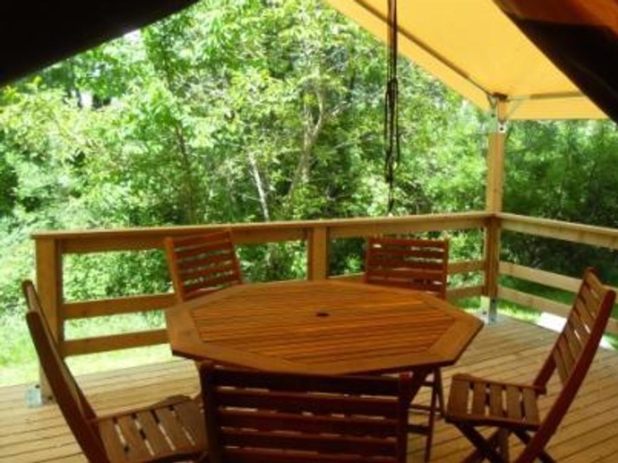 Bungalow toilé 4 personnes - Lodge Victoria Confort + Sans sanitaire 1