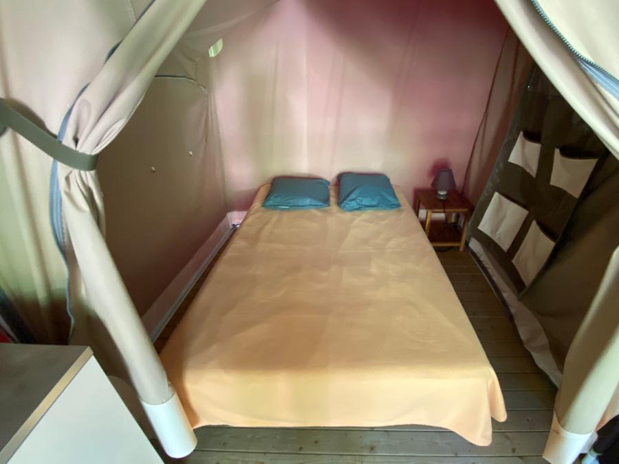 Bungalow toilé 4 personnes - Lodge Victoria Confort + Sans sanitaire 8