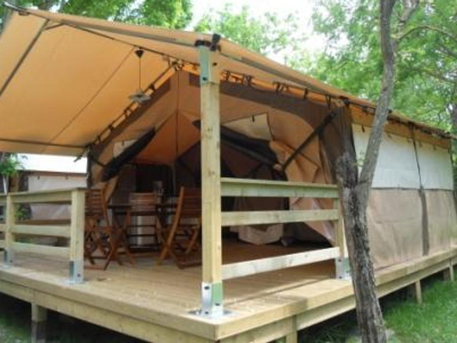 Bungalow toilé 4 personnes - Lodge Victoria Confort + Sans sanitaire 3