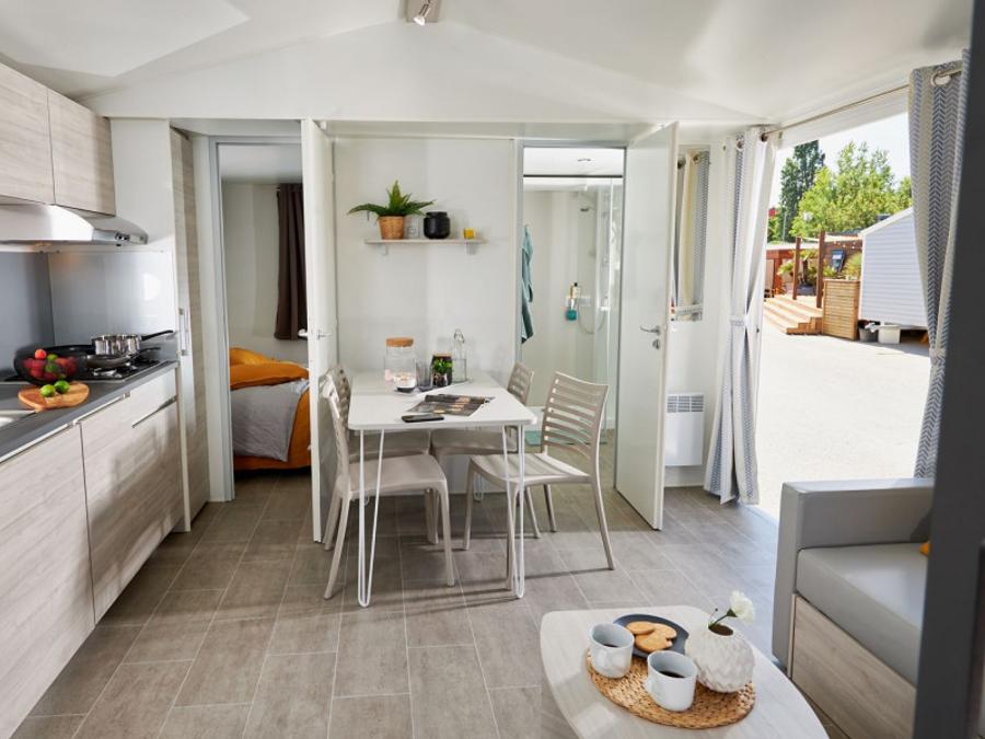 Mobilhome 6 personnes - Premium 35m² 3 chambres, Clim, Tv, lave-vaisselle 2
