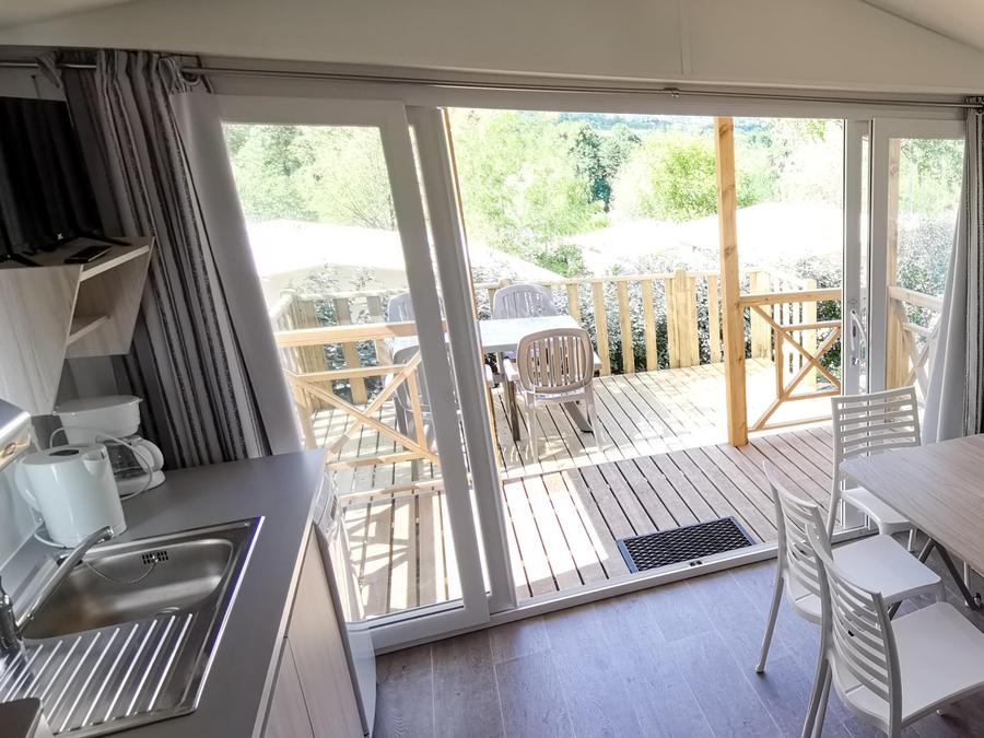 Mobilhome 4 personnes - Premium 33 m² 2 chambres Clim, Tv, lave-vaisselle 12