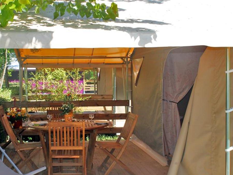 Tente en toile et en bois 6 personnes - Lodge Canada Confort (6p-3ch) 35m² sans sanitaires 1